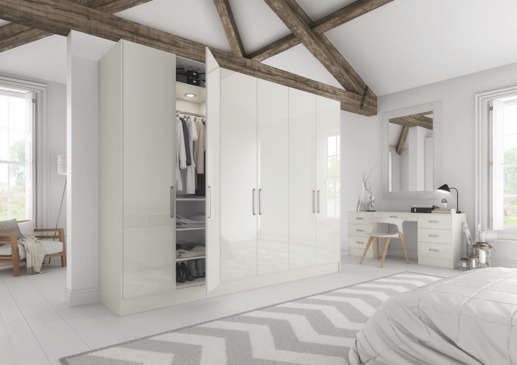 Vivo bedroom in gloss porcelain